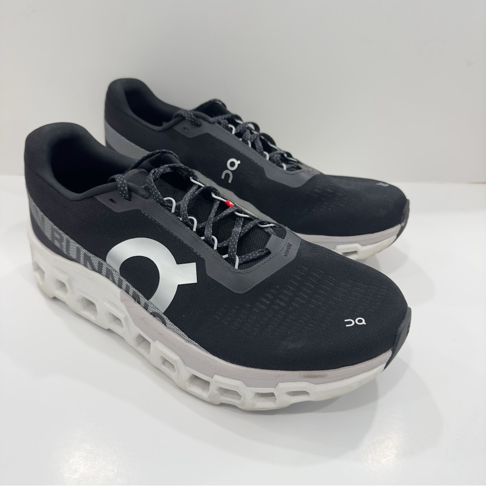 On Running Men's Athletic Shoes - Black and White